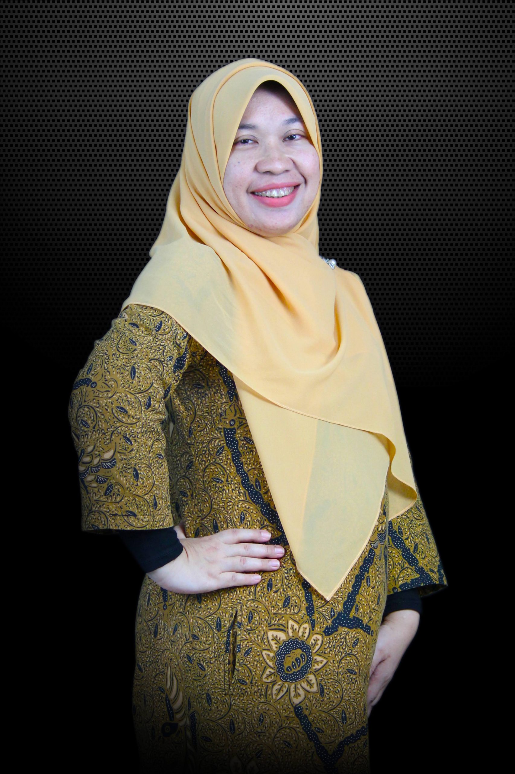 Anni Maryam S Ketua Subkelompok Perekonomian dan Pembangunan ﻿BAPPEDA Kota Balikpapan - Badan Perencanaan Pembangunan Daerah
